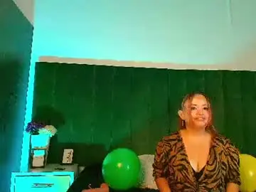 Chaturbate Best live sex cam show of alana_petite