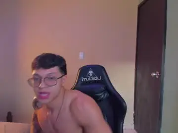 Chaturbate Best live sex cam show of liiam_jesus