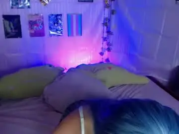 Chaturbate Live Sex of nikol_twink02
