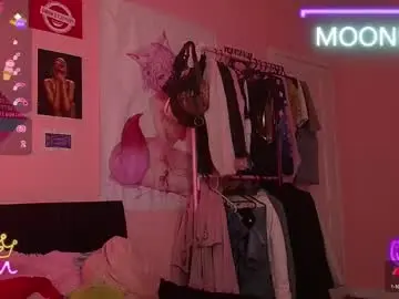 Chaturbate Watch Live Sex Cams of moonfiredance