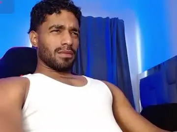 Chaturbate Live Sex Cam of damiano_walker