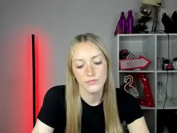 Chaturbate Watch Live Sex Cams of evelynblond