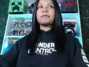 Chaturbate Live Sex Cam of evybubbles_