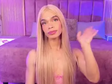 Chaturbate Live Porn of karinaadoll