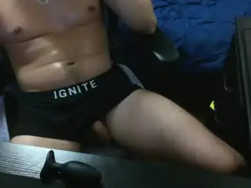 Chaturbate Free Live Porn of yoloyo93