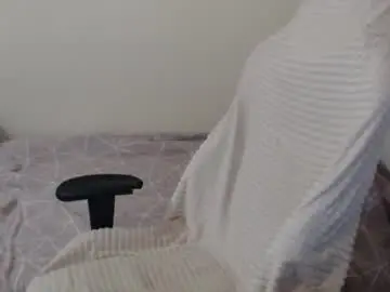 Chaturbate Nude Webcam of alex_gotcha