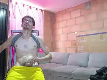 Chaturbate Best live sex cam show of jhosuamoore2