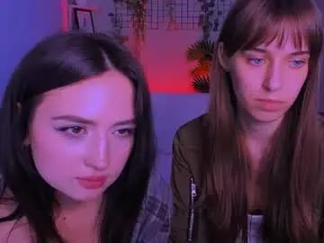 Chaturbate Free Live Porn of elodie_crystal