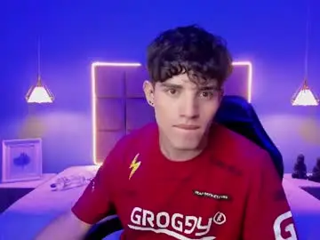 Chaturbate Live Sex of alejootwink