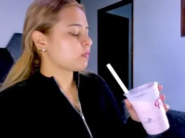 Chaturbate Free Live Porn of mikaelastonne