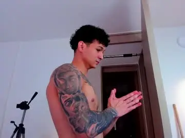 Chaturbate Adult Video Chat of morthy_downey