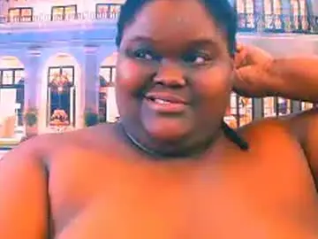 Chaturbate Free Porn Cam of ebonyhotbuns4u2luv