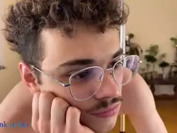 Chaturbate Live Porn of herman_gross