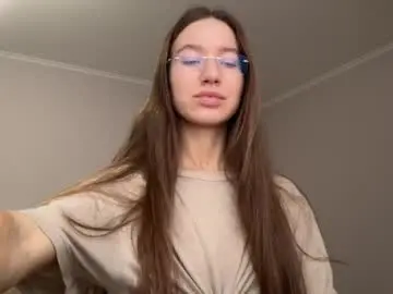 Chaturbate Live Sex Cam of emberfamn