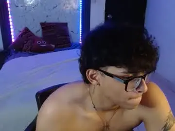 Chaturbate Best live sex cam show of mr_yisuz