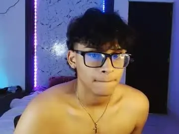 Chaturbate Free Porn Cam of mr_yisuz