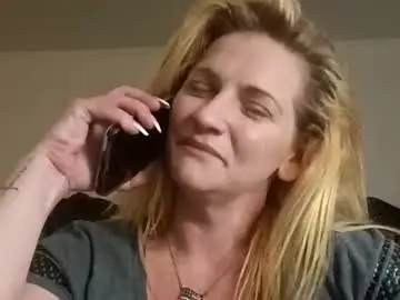 Chaturbate Sex Chat of goldendoll1704