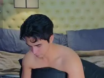 Chaturbate Best live sex cam show of reidalert69