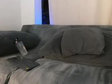 Chaturbate Live Sex Cam of bradley_martinez