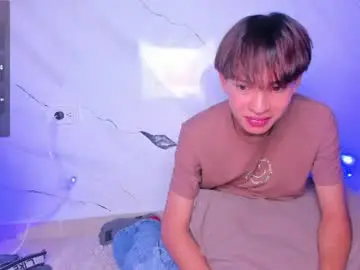 Chaturbate Live Porn of ely_king