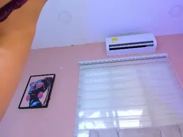 Chaturbate Live Sex of maiily_vega