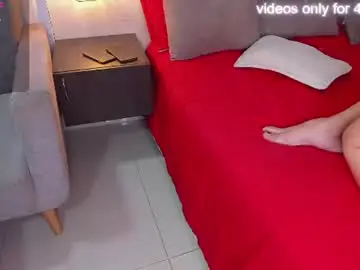 Chaturbate Watch Live Sex Cams of naughty_julieta13