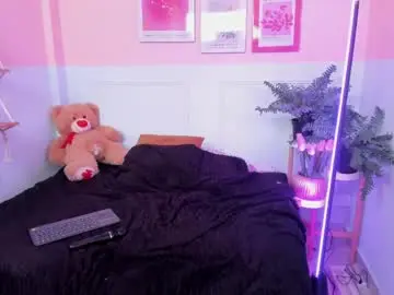 Chaturbate Best live sex cam show of sophie_benet_