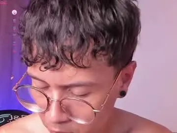 Chaturbate Free Porn Cam of leaneseb