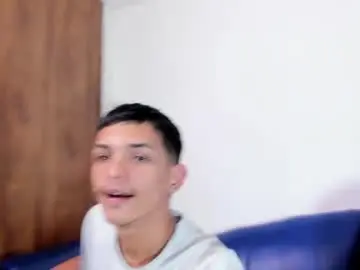 Chaturbate Free Live Porn of littlecum18