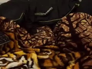 Chaturbate Live Sex of paulyg69