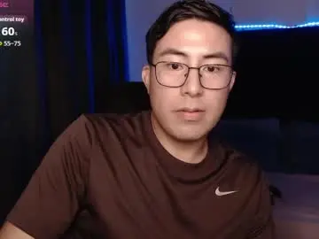 Chaturbate Sex Chat of andrewmhilton_