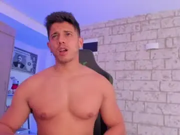Chaturbate Free Porn Cam of ashton_coleman_