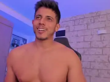 Chaturbate Live Porn of ashton_coleman_