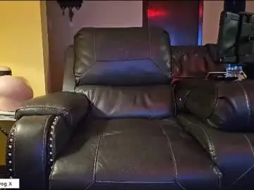 Chaturbate Live Sex Cam of the_alpha_dog_xxx