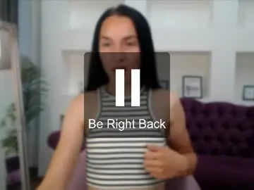 Chaturbate Live Sex Cam of emilygreyy__