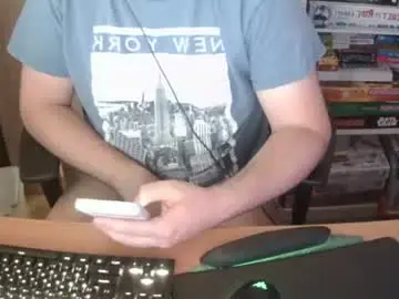 Chaturbate Live Sex Cam of erik_dapper