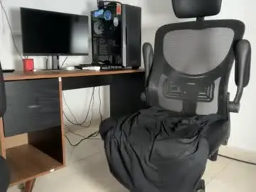 Chaturbate Live Sex Cam of mr_freed
