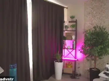 Chaturbate Live Porn of rus_adventure