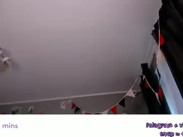 Chaturbate Watch Live Sex Cams of vivian_qwerty