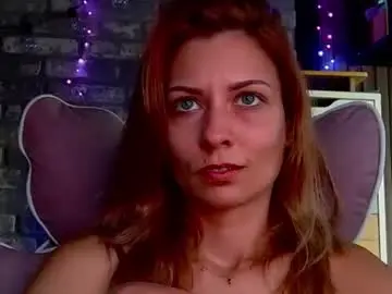 Chaturbate Free Porn Cam of karoline121