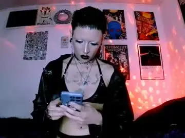 Chaturbate Live Porn of plutonbluemoon_999