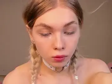 Chaturbate Live Porn of blondy_fina