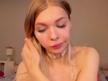 Chaturbate Sex Cam of blondy_fina