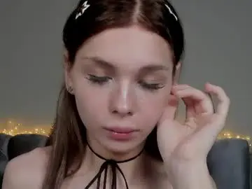 Chaturbate Free Live Porn of blondy_fina