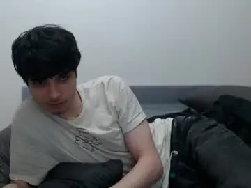 Chaturbate Live Sex Cam of cris_peace