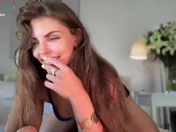 Chaturbate Live Porn of girl_next_door19