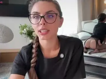 Chaturbate Live Sex Cam of girl_next_door19