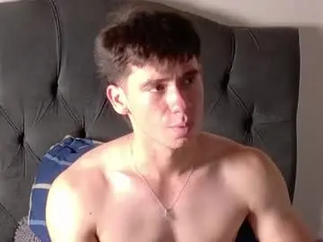 Chaturbate Live Sex of harry_brown2324