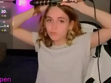 Chaturbate Live Sex Cam of magic_bella