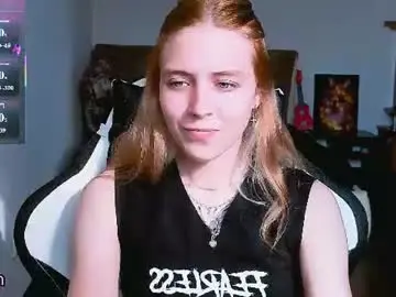 Chaturbate Live Sex Cam of magic_bella